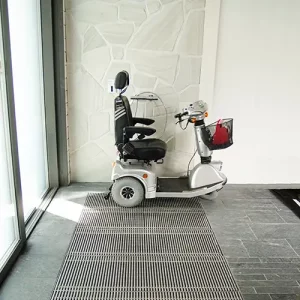 esteettömät ratkaisut wc- ja kylpyhuone tiloihin.